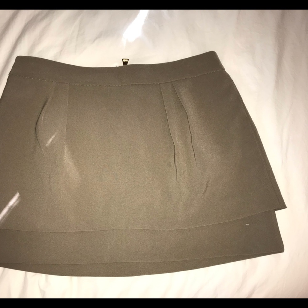Vintage Express - Green/Khaki woven tiered mini skirt